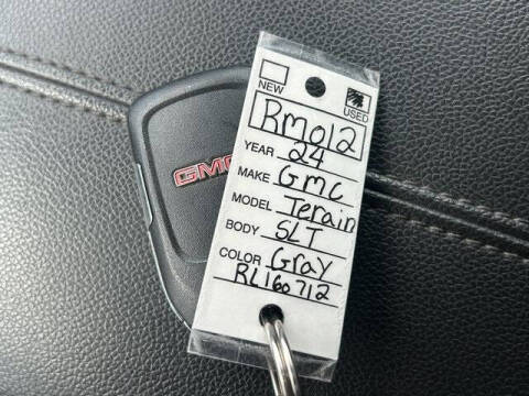 2024 GMC Terrain SLT