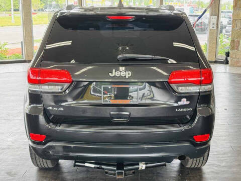 2016 Jeep Grand Cherokee Laredo