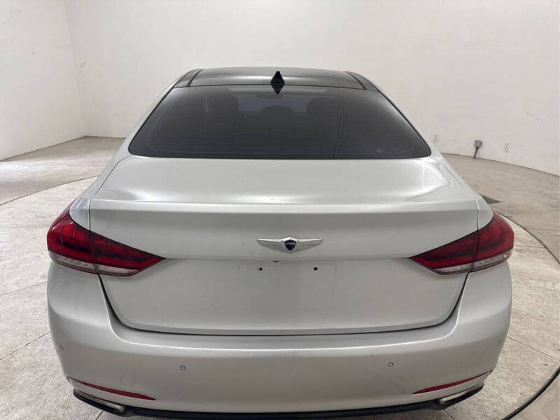 2015 Hyundai Genesis