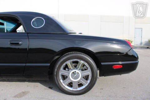 2005 Ford Thunderbird Deluxe