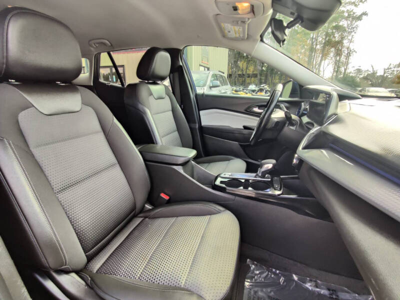 2024 Chevrolet Trax LT