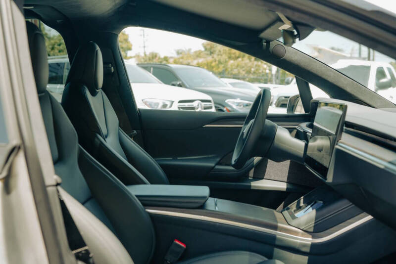 2024 Tesla Model X