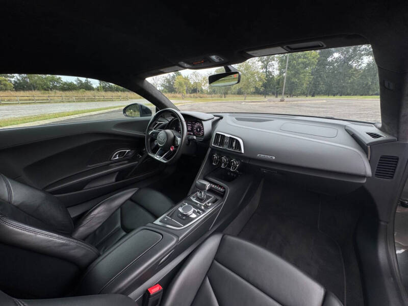 2017 Audi R8 5.2 quattro V10