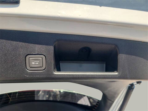 2026 Chevrolet Equinox EV LT 2