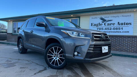 2018 Toyota Highlander for sale at Eagle Care Autos in Mcpherson KS