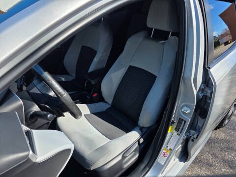 2020 Toyota Corolla Hatchback SE