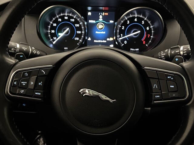 2020 Jaguar F-PACE 25t Premium