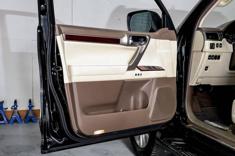 2017 Lexus GX 460