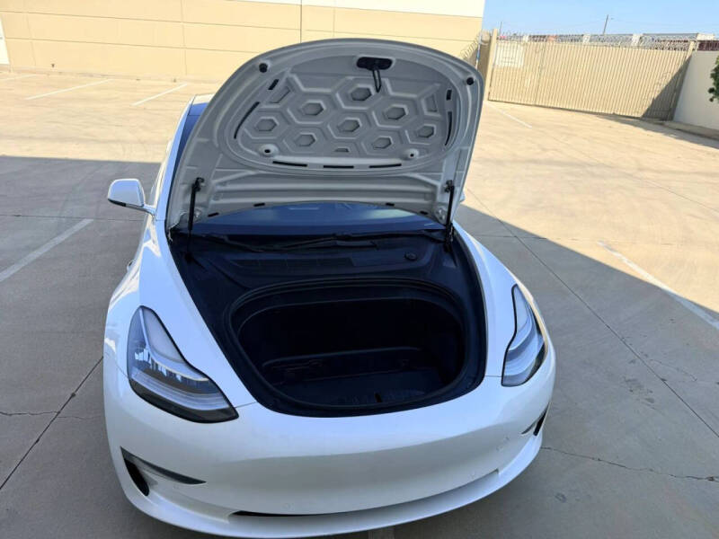 2019 Tesla Model 3 Standard Range Plus