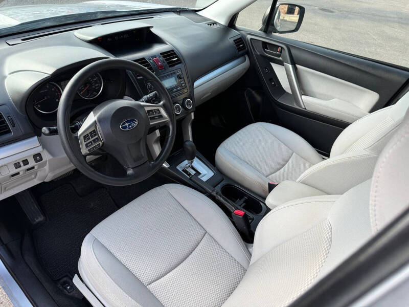 2014 Subaru Forester 2.5i