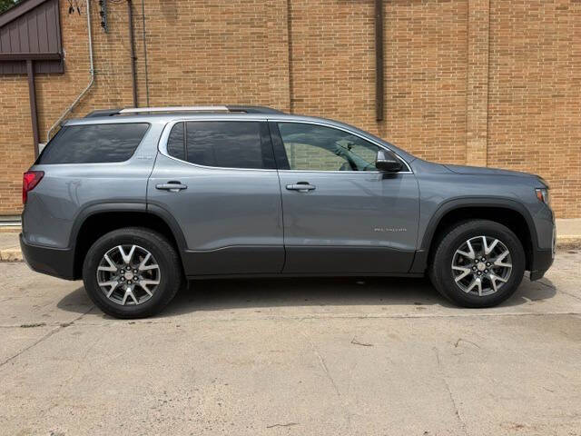 2022 GMC Acadia SLE