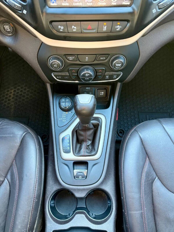 2014 Jeep Cherokee Trailhawk