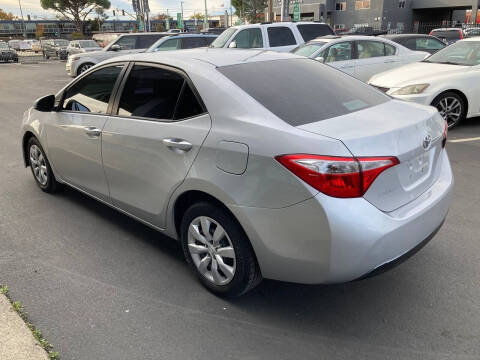 2016 Toyota Corolla LE