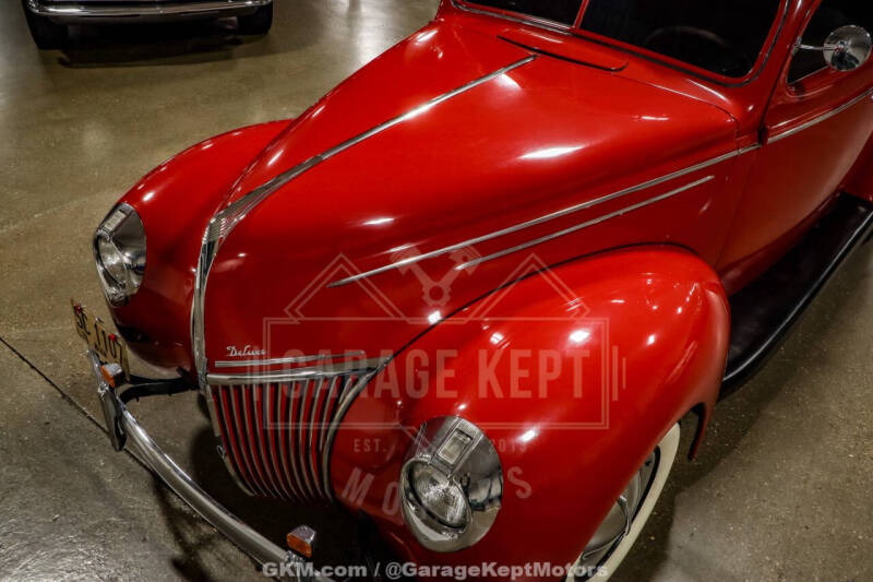 1939 Ford Deluxe