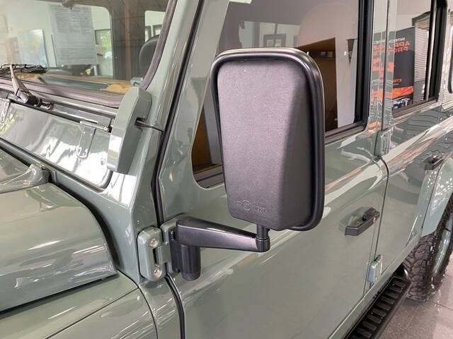 1999 Land Rover Defender 16