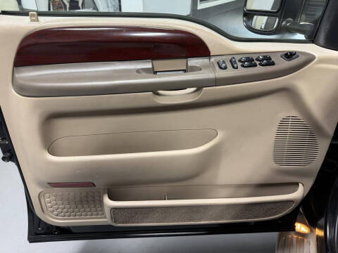 2004 Ford Excursion Eddie Bauer