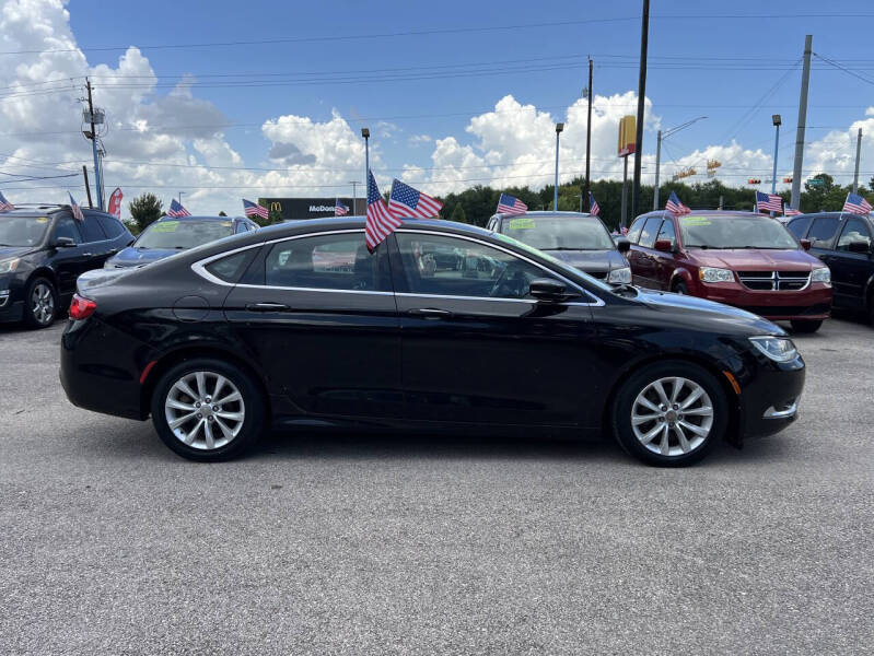 2015 Chrysler 200 C