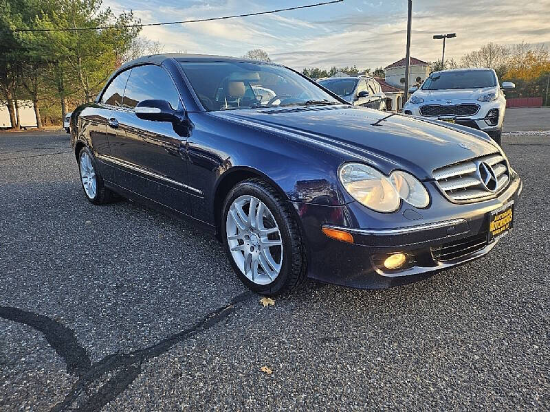 2009 Mercedes-Benz CLK-Class CLK350 photo 3