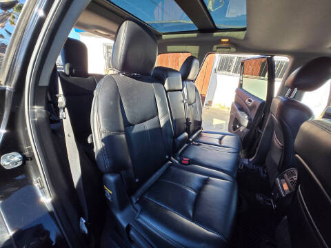 2015 Nissan Pathfinder Platinum