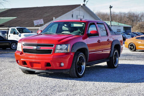 2008 Chevrolet Avalanche for sale at Low Cost Cars in Circleville OH