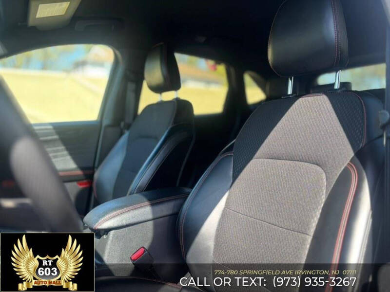 2025 Ford Escape ST-Line