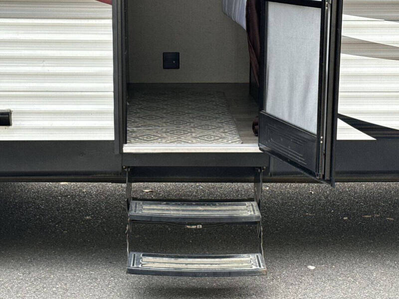 2018 Coleman Lantern