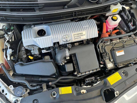 2014 Toyota Prius Two