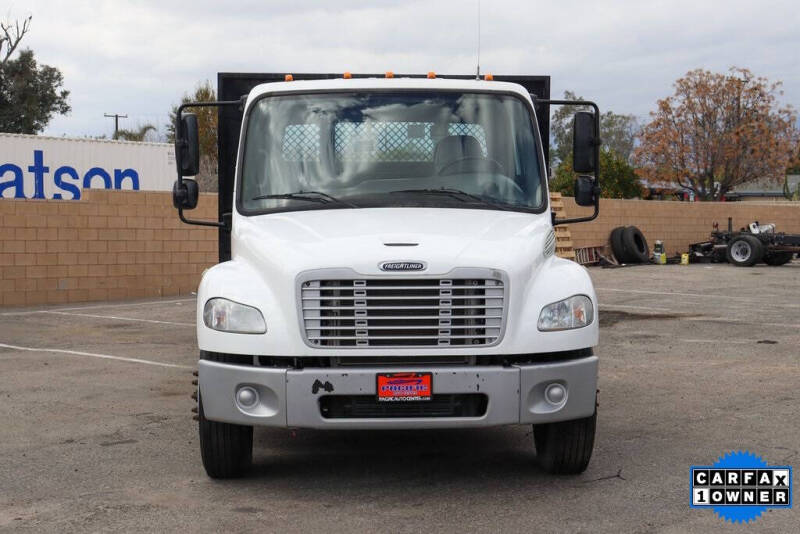 2019 Freightliner M2 106