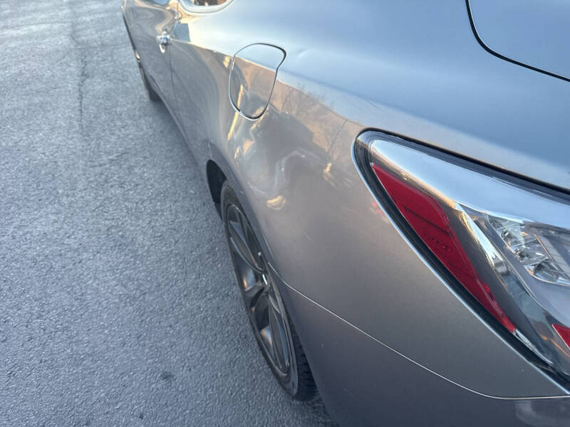 2010 Hyundai Genesis Coupe 2.0T Premium