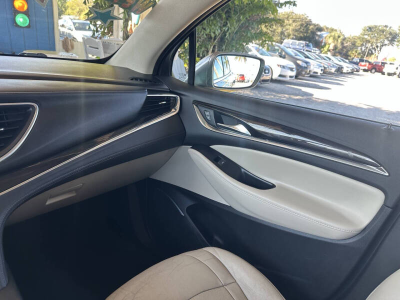 2019 Buick Enclave Essence