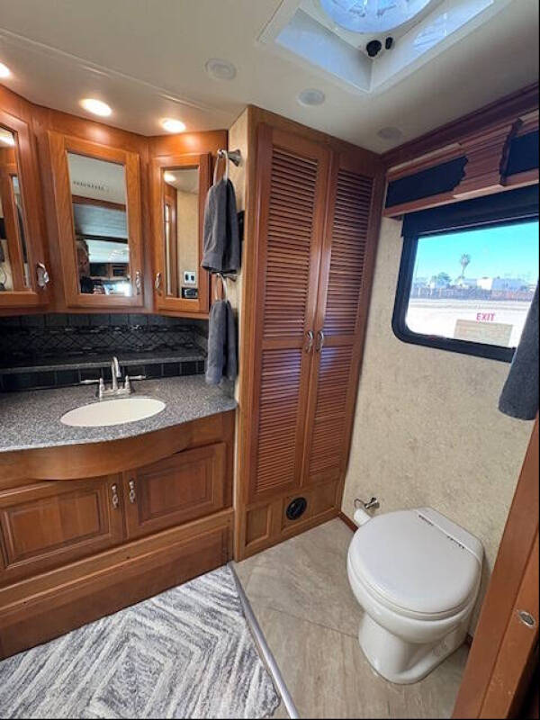 2015 Fleetwood RV Discovery