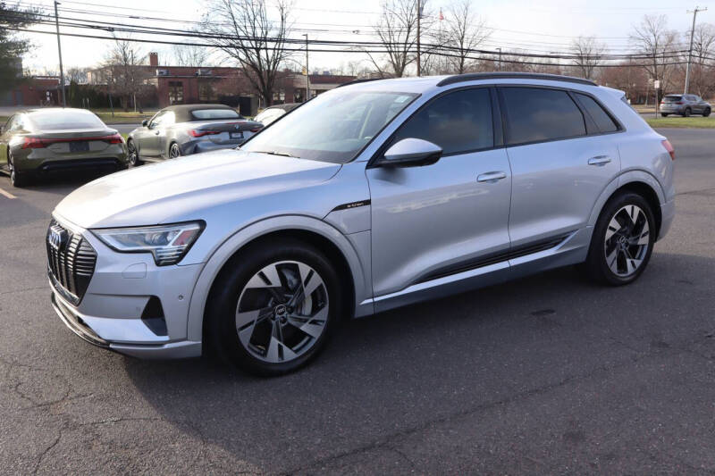 2021 Audi e-tron quattro Premium