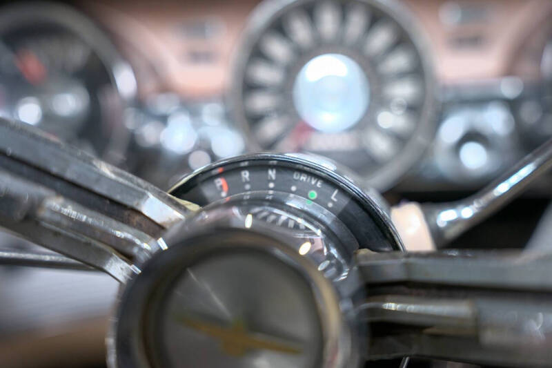 1963 Ford Thunderbird