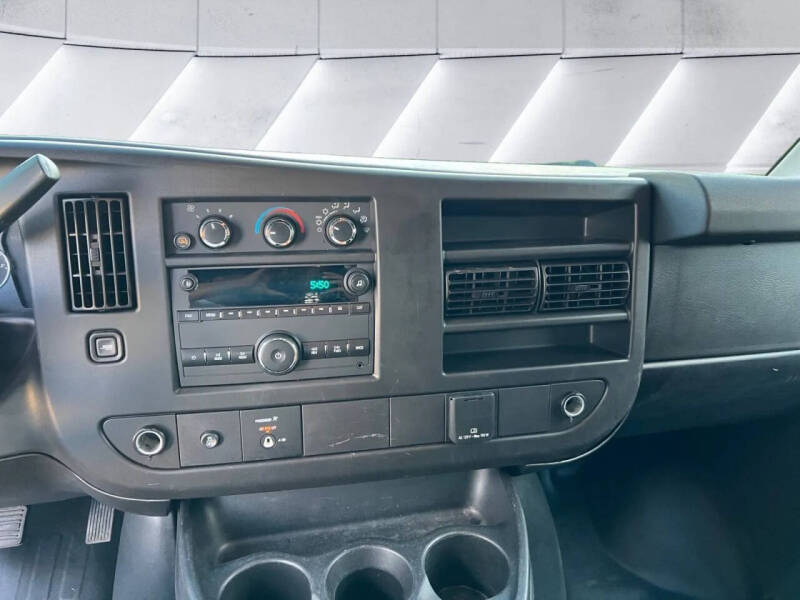 2021 GMC Savana 2500