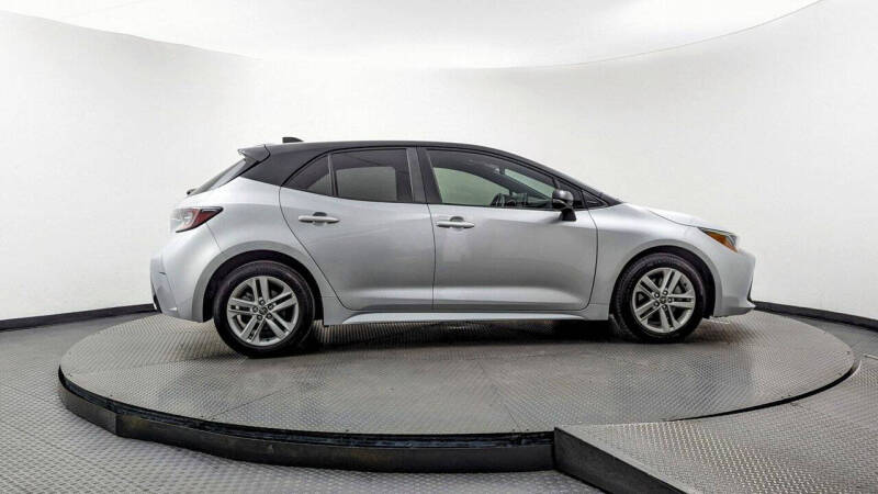 2022 Toyota Corolla Hatchback SE