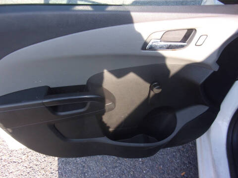 2014 Chevrolet Sonic LS Auto