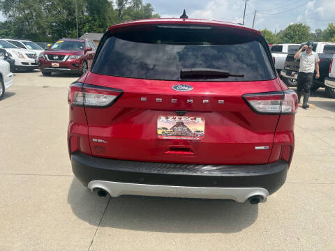2020 Ford Escape SEL