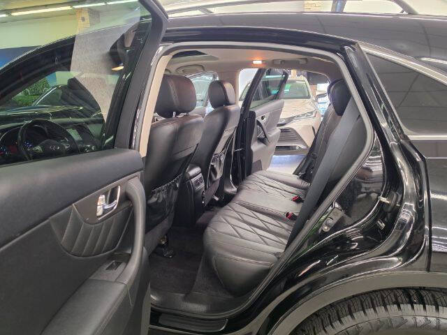 2010 Infiniti FX35