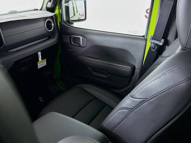 2025 Jeep Gladiator High Tide