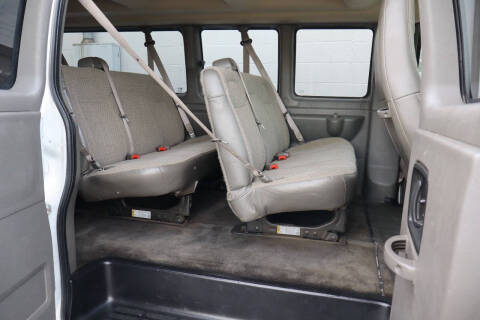 2017 Chevrolet Express LT 3500