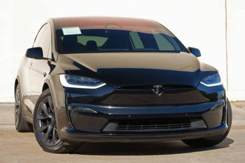 2023 Tesla Model X Standard Range