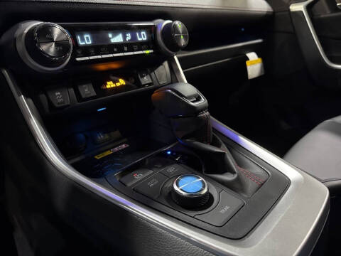 2025 Toyota RAV4 Plug-in Hybrid XSE