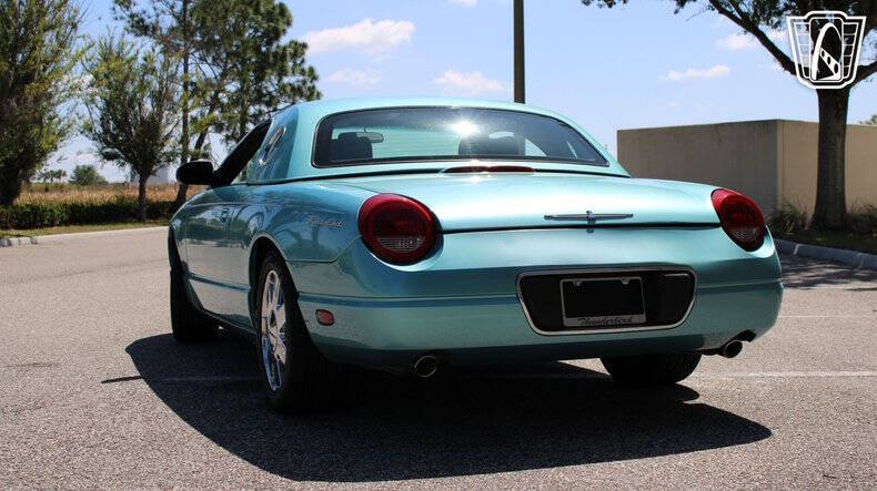2002 Ford Thunderbird Deluxe