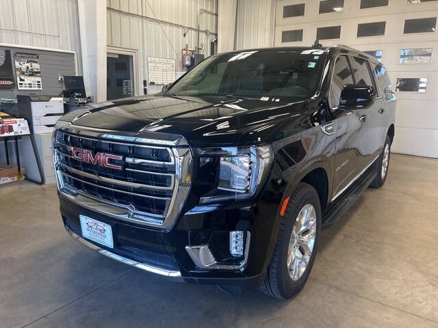 2023 GMC Yukon XL SLT