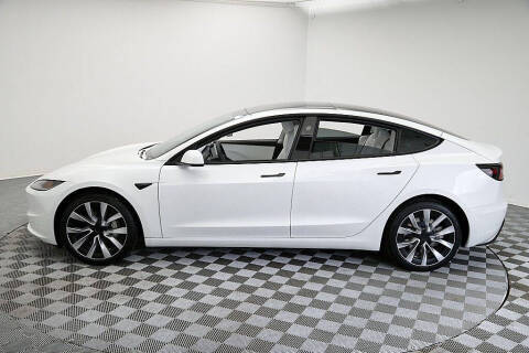 2025 Tesla Model 3 Long Range