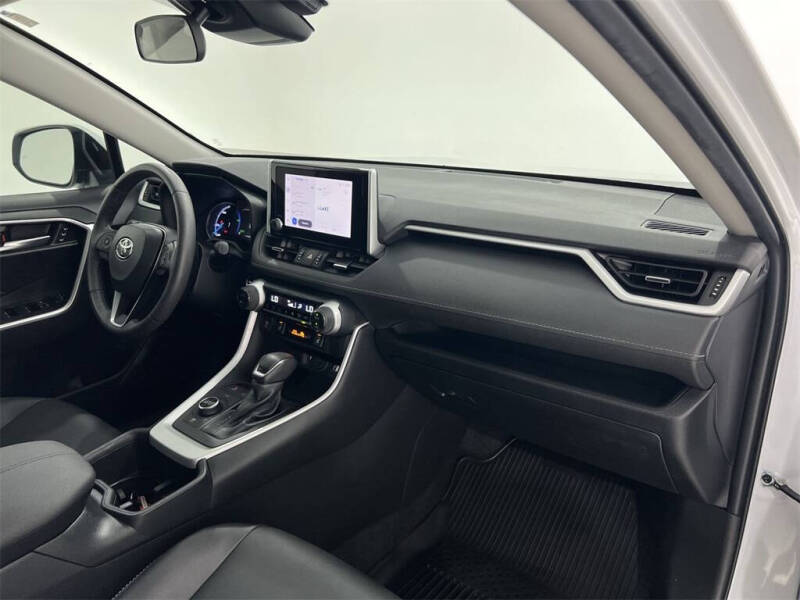 2023 Toyota RAV4 Hybrid XLE Premium