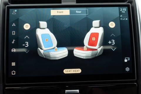 2024 Land Rover Discovery P300 Dynamic SE