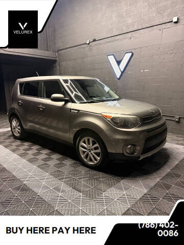 2017 Kia Soul +