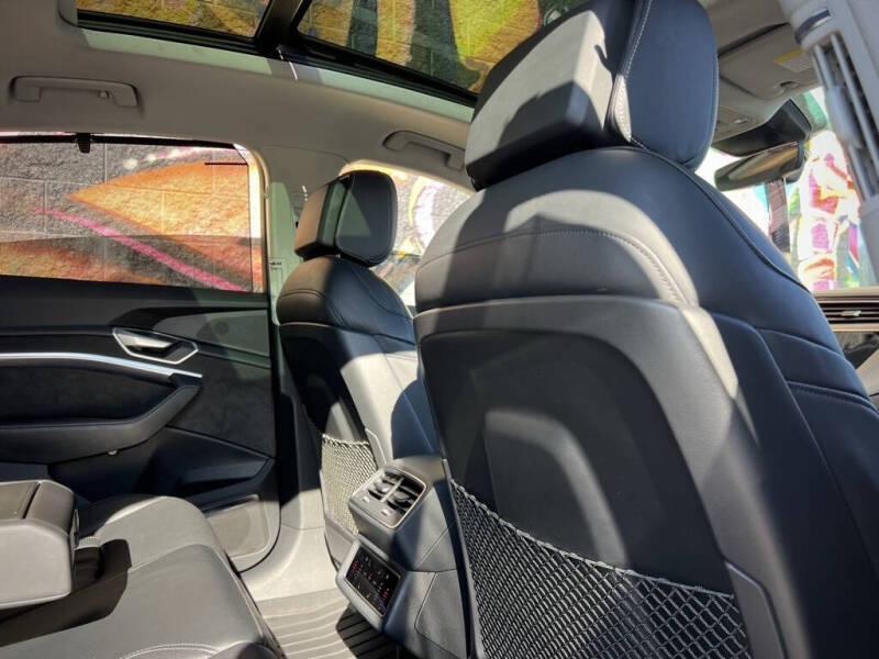 2021 Audi e-tron Sportback quattro Prestige