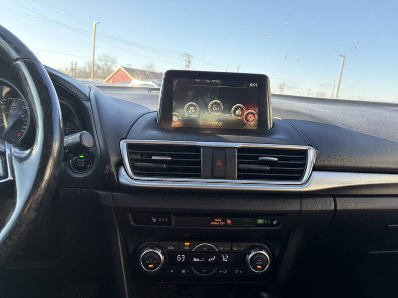 2017 Mazda MAZDA3 Touring